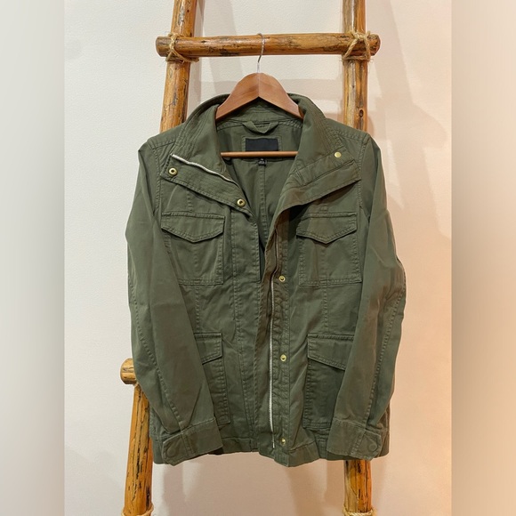 Banana Republic Jackets & Blazers - Banana Republic Jacket